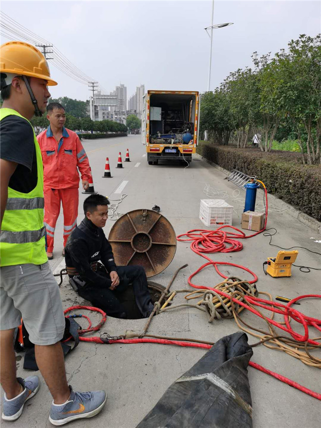 遂平翻衬法管道修复技术主要工序